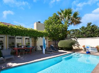 2585 Luciernaga St, Carlsbad, CA 92009