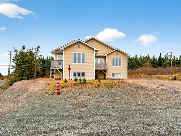 16-20 Monkstown Road, Arnold's Cove, NL A0B1A0