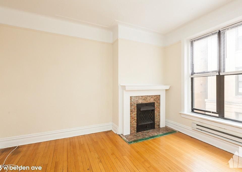 1st image of 428 W Belden Ave #1516