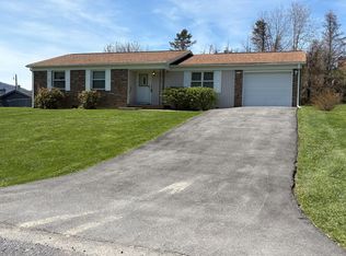 305 King St, North Tazewell, VA