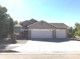 10400 Calle Hermosa Ct NW, Albuquerque, NM 87114