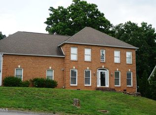 1204 Hearthstone Ln, Knoxville, TN 37923