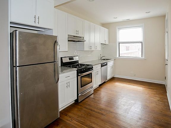 5th image of 1821 W Leland Ave APT 1