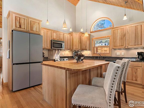 4th image of 549 Ponderosa Dr