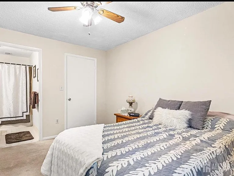 2310 Ravens Crest Dr — Photo 13
