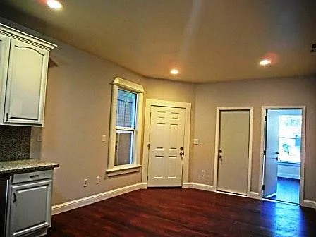 245 N 6th St #B — Photo 4