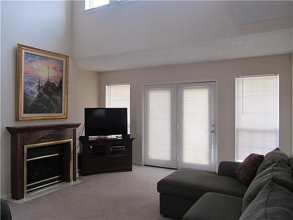 3rd image of 1098 Old Woodbury Hwy