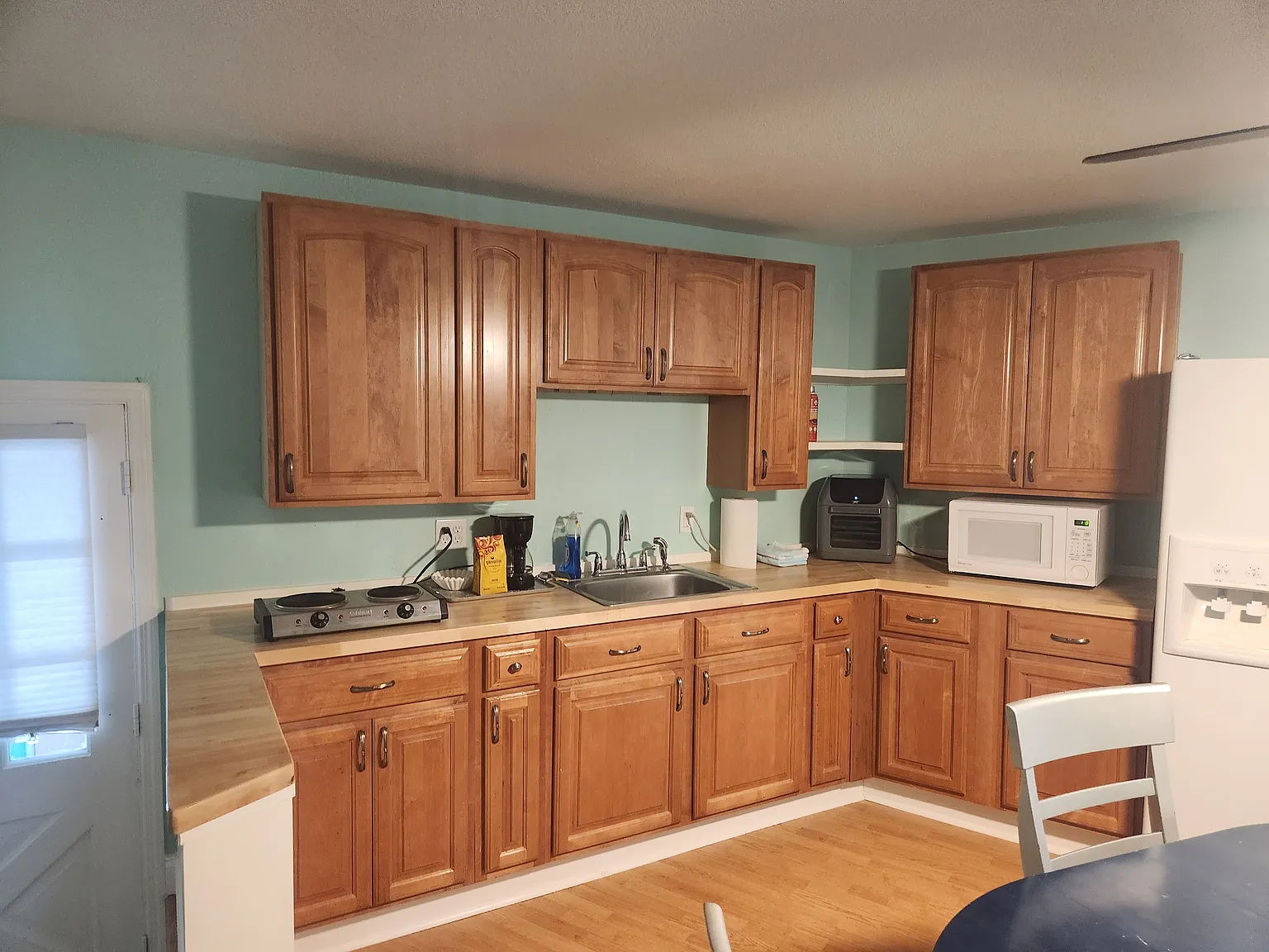353 Colonial Ct — Photo 3