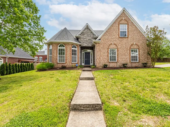 1085 Nealcrest Cir, Spring Hill, TN 37174