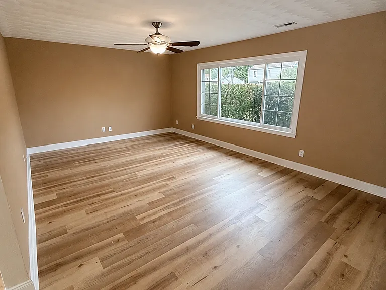 417 Ticonderoga Rd — Photo 5