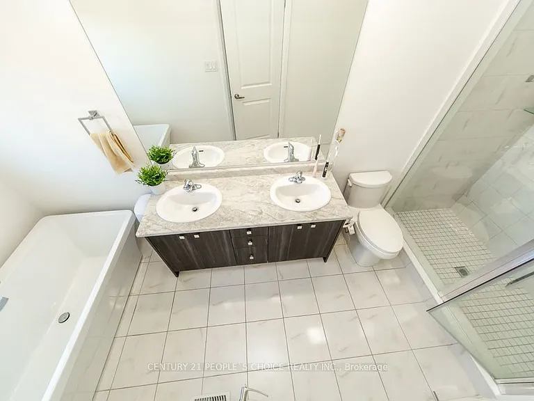 162 Ogston Cres — Photo 33