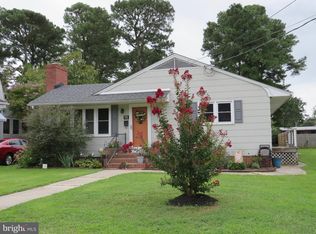 15 Columbia Ave, Crisfield, MD