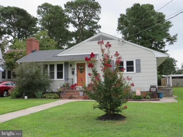 15 Columbia Ave, Crisfield, MD 21817