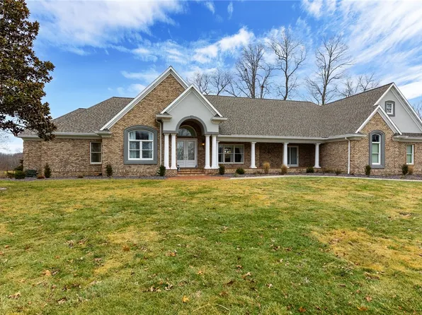 17212 N Stonecreek Dr, Effingham, IL 62401