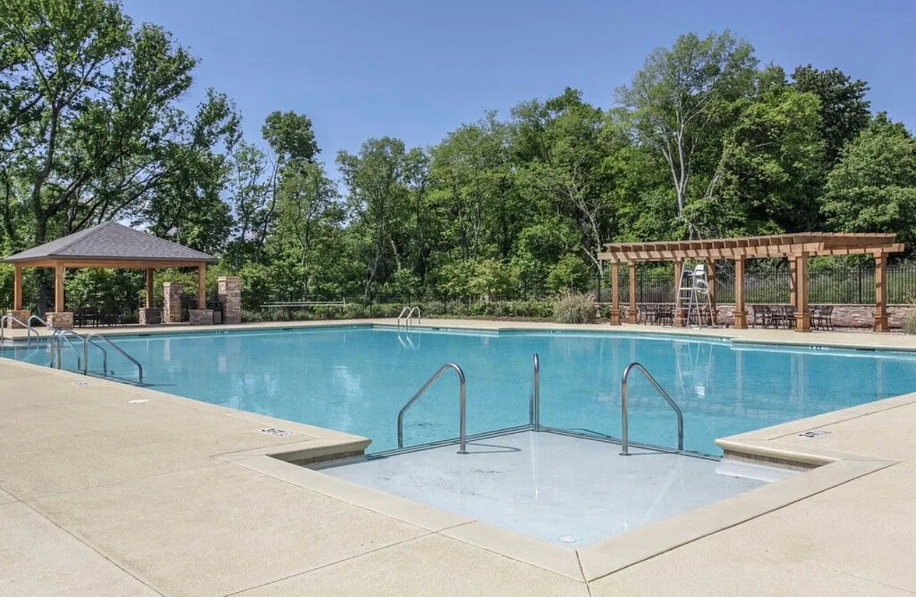 2 bed, 2.5 bath, 1216 sqft, $1,995 — Photo 4