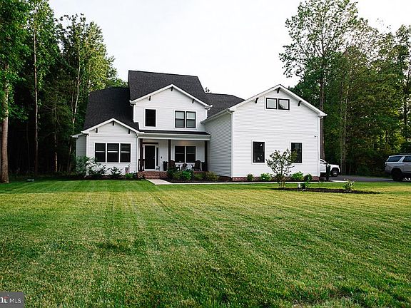 3rd image of 24268 Jerrico Rd
