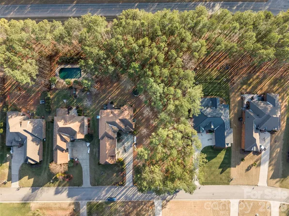 279 Palm Cove Way, York, SC 29745