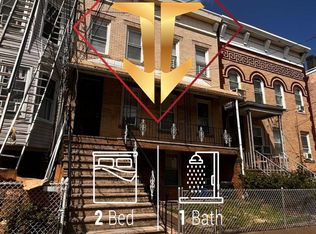 45 E 26th St #4, Bayonne, NJ 07002