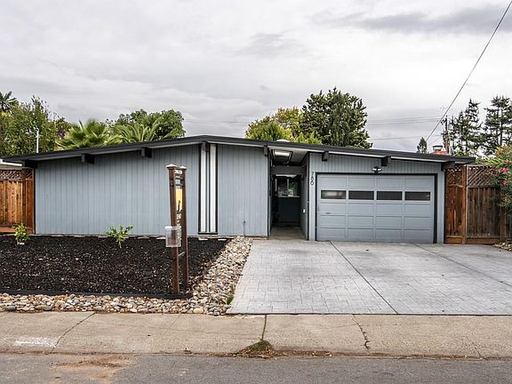 2nd image of 786 Menker Ave