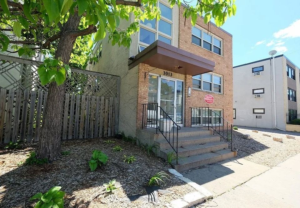 Welcome to Central Lakes of Uptown, where modern living meets convenience. Enjoy spacious layouts, stunning architecture, and a prime location. Don't miss out on calling this vibrant community home. Schedule your tour today!