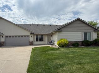 120 Palmer Path, Mankato, MN 56001