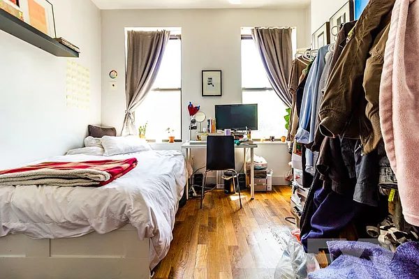 Rented by EXR | media 3