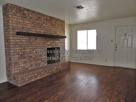 5th image of 2422 Valley Forge Ave #A