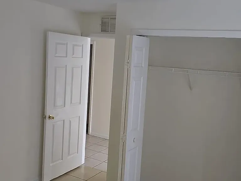 324 Gordon Ave S #2 — Photo 5