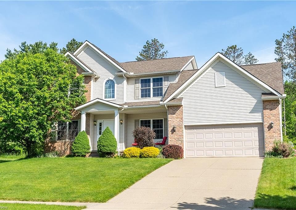 1st image of 591 Silver Creek Dr