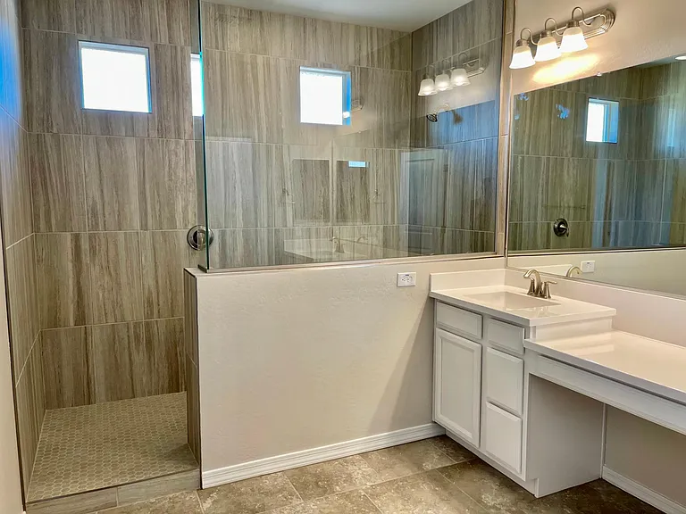 17427 W Andora St — Photo 11