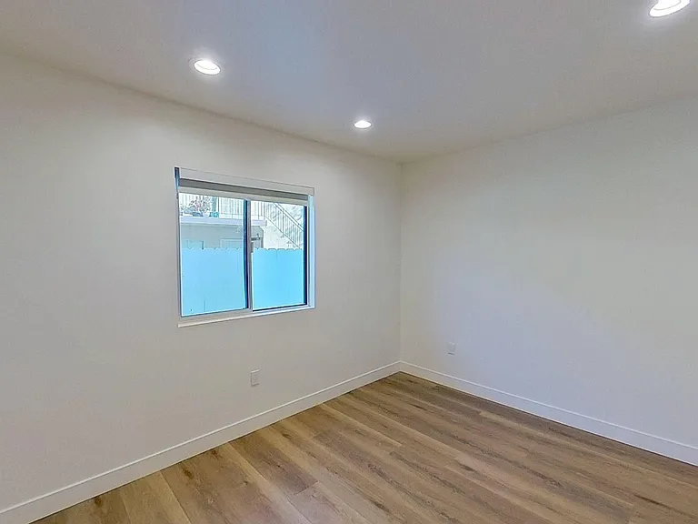 829 N Garfield St — Photo 11