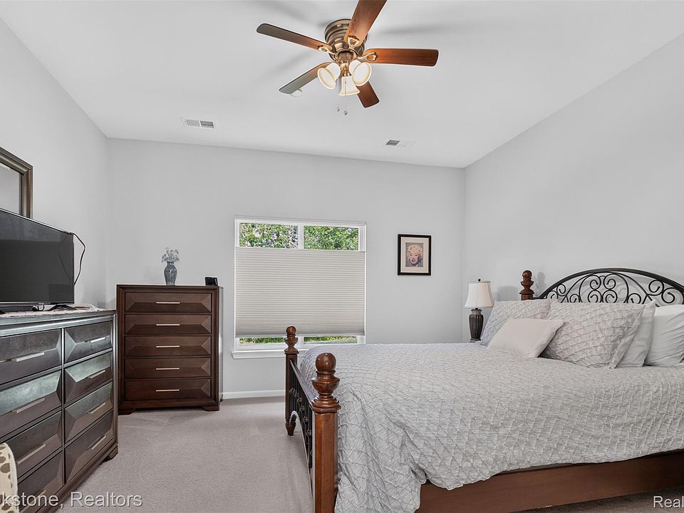3773 Eagle Creek Dr, photo 8