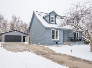 2527 SE 17th St, Des Moines, IA 50320