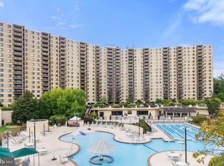 307 Yoakum Pkwy APT 1517, Alexandria, VA 22304