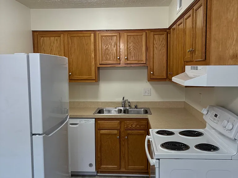 6105 Julie Kays Way #2 — Photo 2