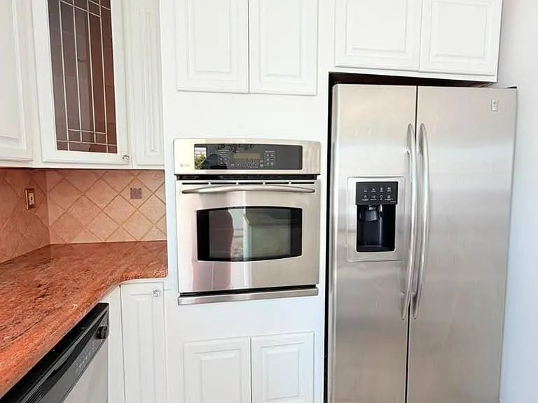68 Daniel St — Photo 12