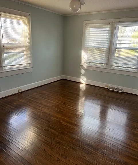 205 Highland Ave SW — Photo 7