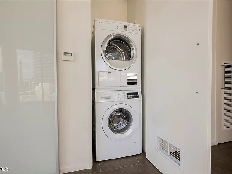 3726 Las Vegas Blvd S #1012 — Photo 31