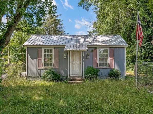 713 28th Ave, Northport, AL 35476