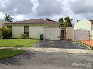 11470 SW 82nd Ter, Miami, FL 33173