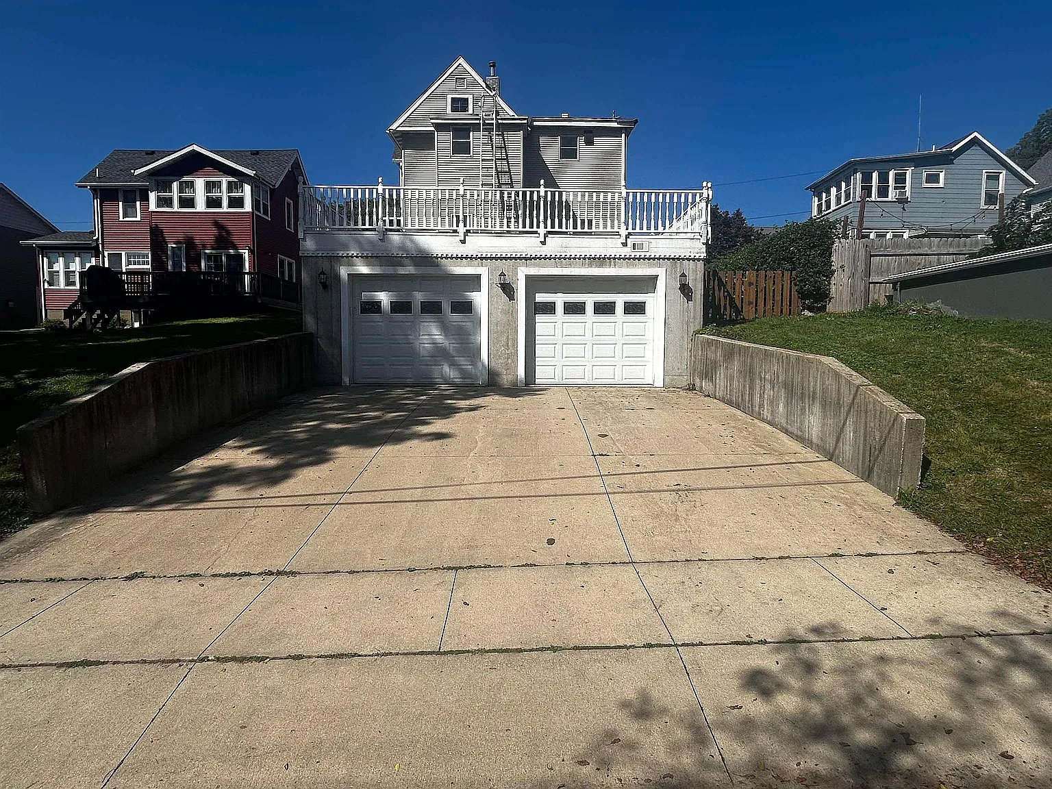 5 bed, 1941 sqft, $2,295 — Photo 4