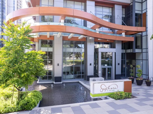 1182 Westwood St #4004, Coquitlam, BC V3B 0T9