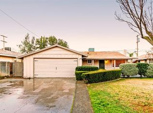 226 Beverly Dr, Clovis, CA