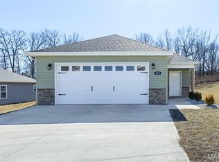 105 Daniels Court St, Saint Robert, MO 65584