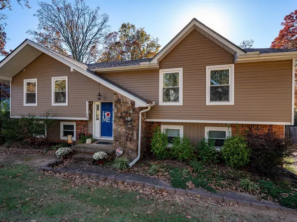 1504 War Eagle Dr, North Little Rock, AR 72116