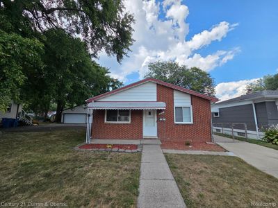 24360 Pennie St, Dearborn Heights, MI, 48125