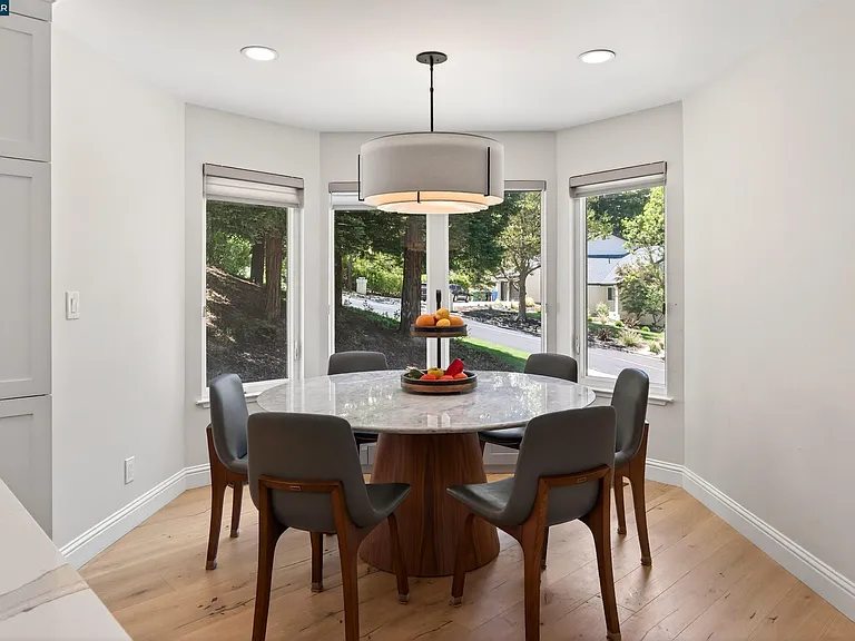 2324 Saddleback Dr — Photo 33
