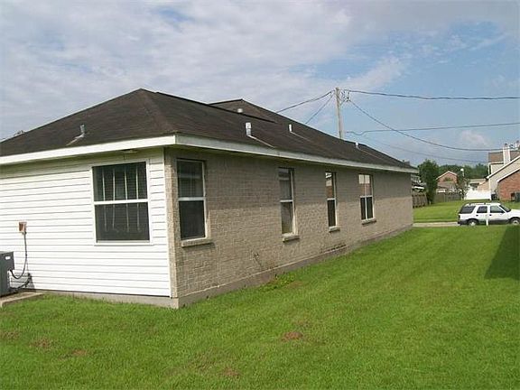 5th image of 3600 E Devereaux Ct