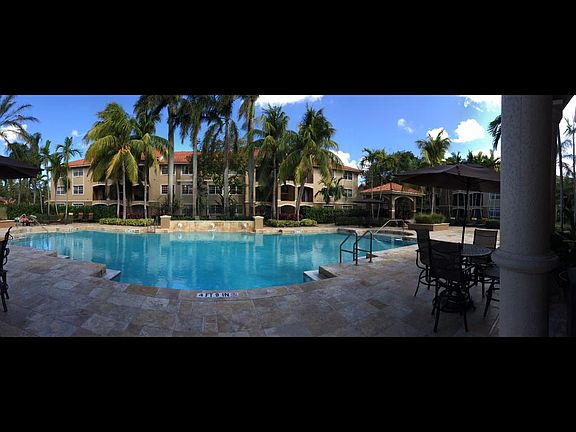 2nd image of 140 SW 117th Ave #4201
