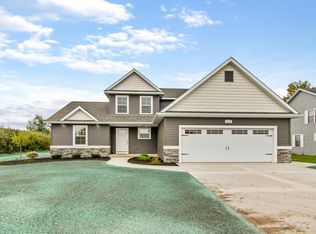 2011 Prairie Pt, Bay City, MI 48611